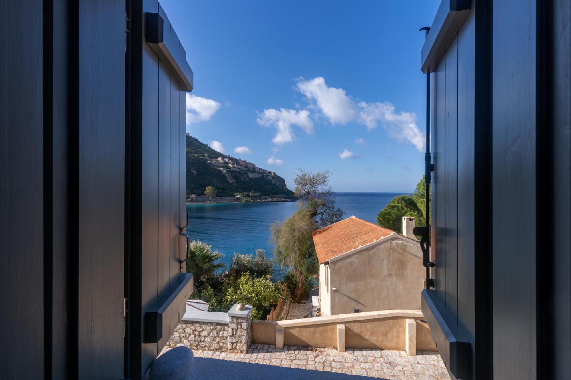 Vila Vina'S Stone House Liménion Exteriér fotografie