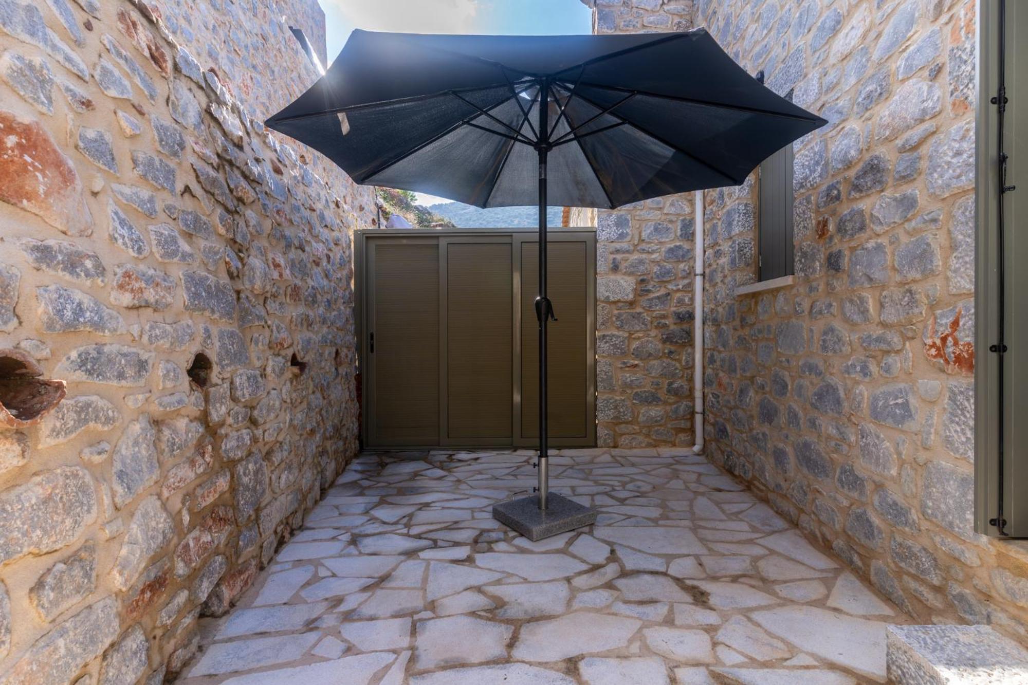 Vila Vina'S Stone House Liménion Exteriér fotografie