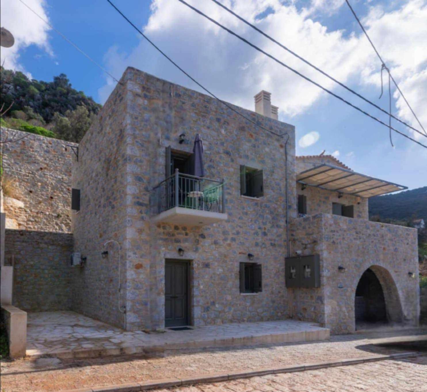 Vila Vina'S Stone House Liménion Exteriér fotografie